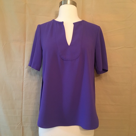 Trina Turk Purple Pearle SplitNeck Blouse Sz Small - Picture 3 of 8